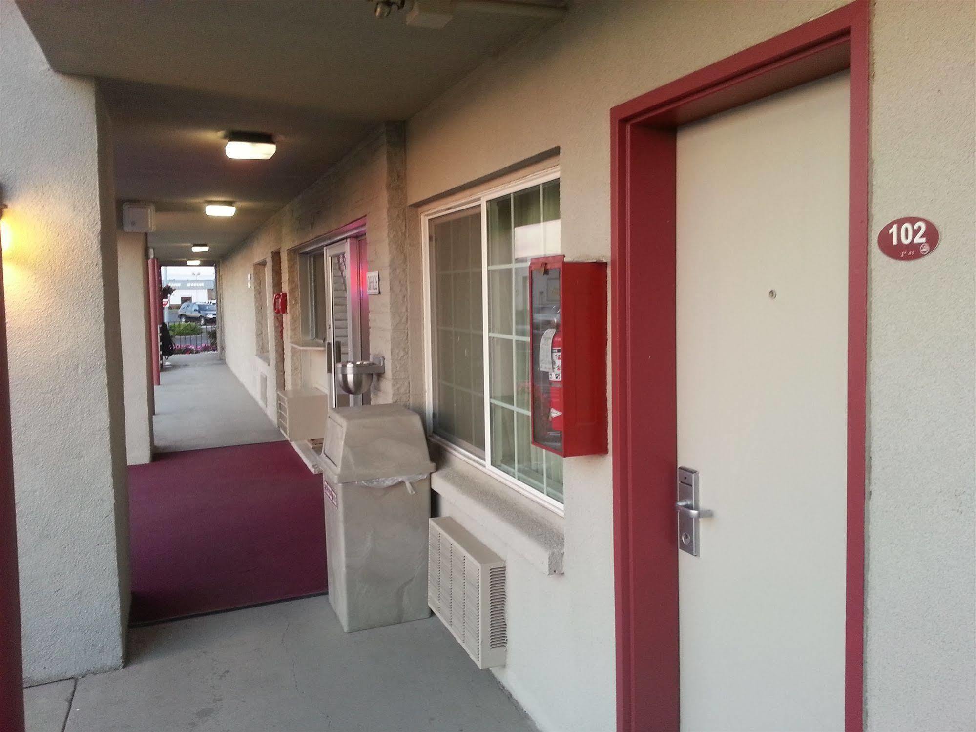 Econo Lodge Moses Lake Eksteriør billede